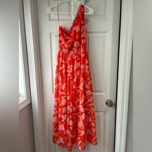 Ann Taylor dress size 4. Worn once.